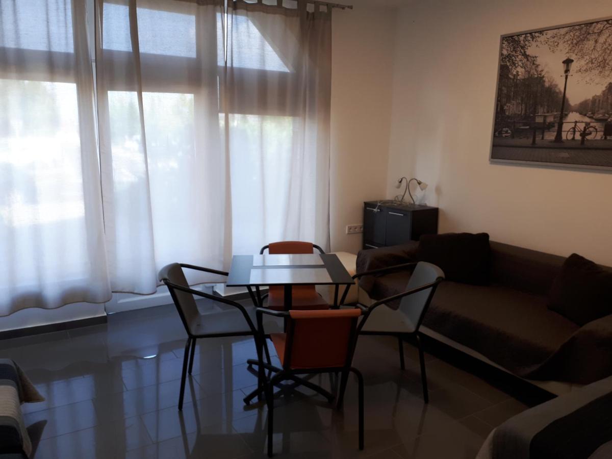 Kertvarosi Apartman II Тисауйварош Екстериор снимка
