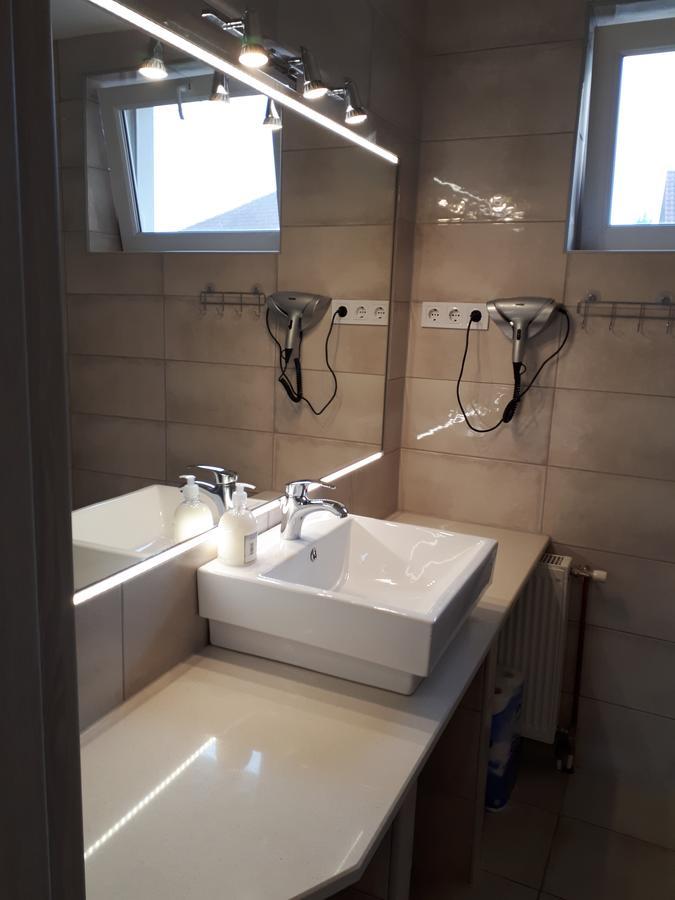 Kertvarosi Apartman II Тисауйварош Екстериор снимка