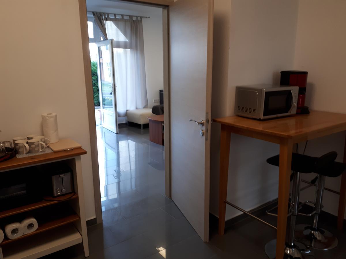 Kertvarosi Apartman II Тисауйварош Екстериор снимка